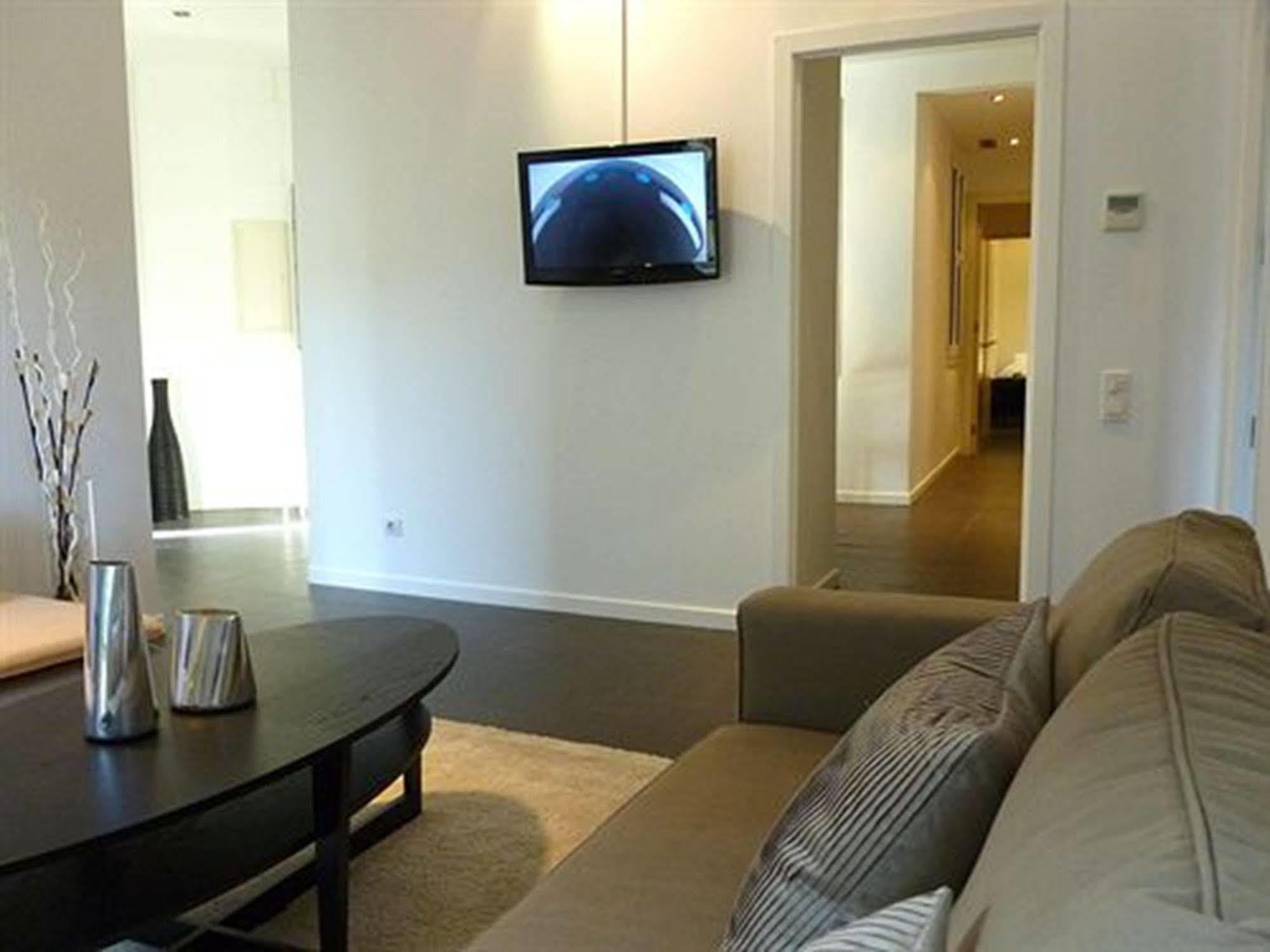 Super Balmes Guest House Барселона Номер фото